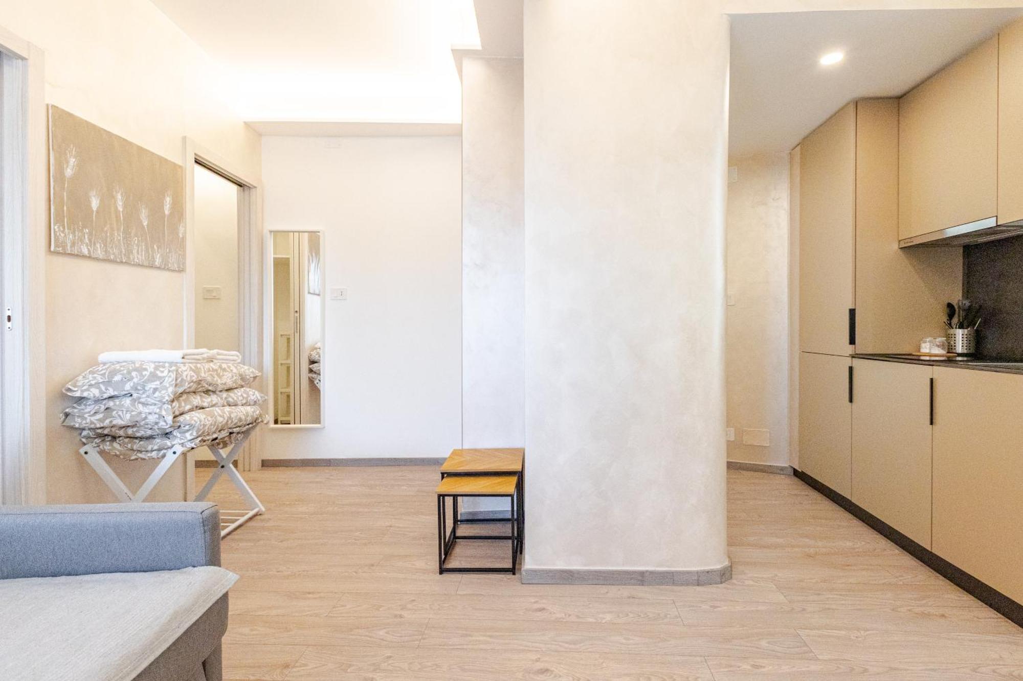 Teatro Romano Suites - Isabella ตรีเอสเต ภายนอก รูปภาพ